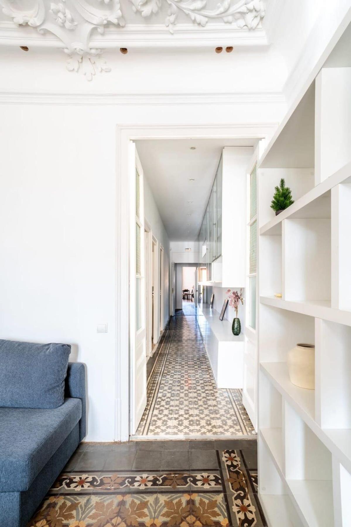 Appartement Gran Via Historic Catalan 4bd Only For Families Or Business Groups *