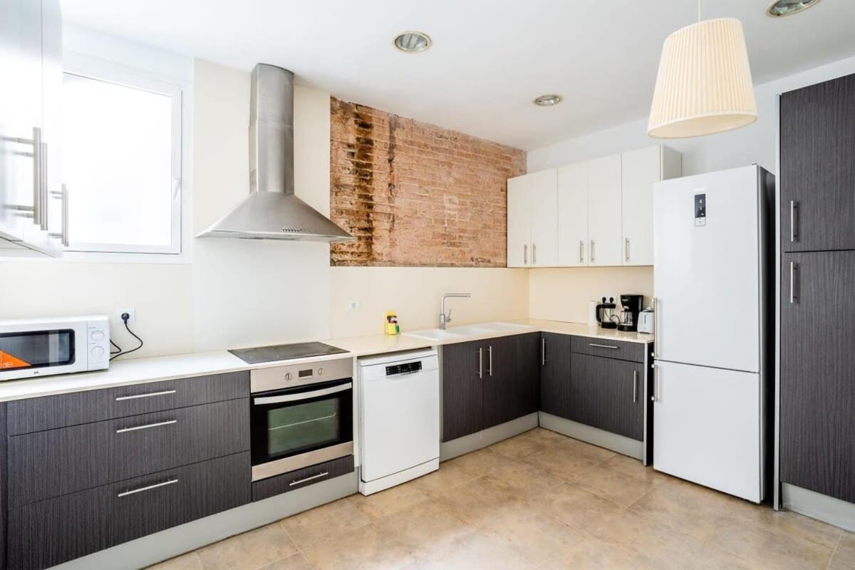 Gran Via Historic Catalan 4bd Only For Families Or Business Groups Barcelone